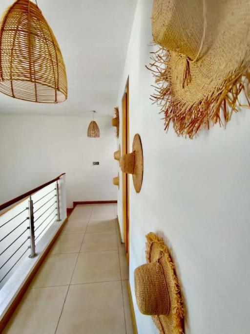 Villa Des Amis Sur La Plage. *